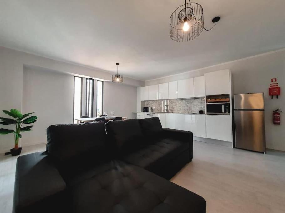 City Hall Apartment With Free Parking Φουνκάλ Εξωτερικό φωτογραφία