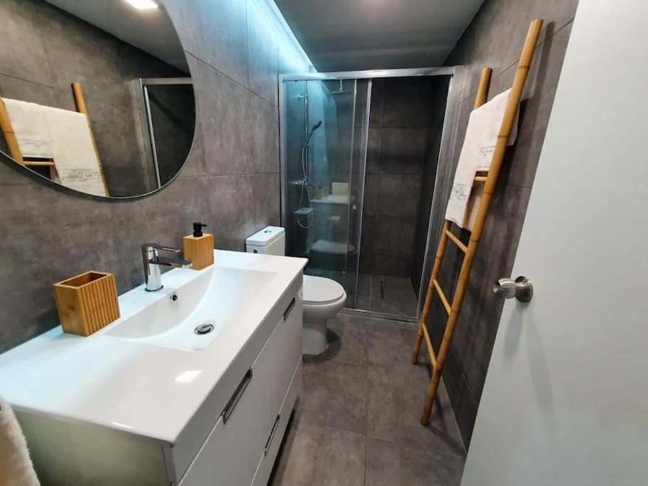 City Hall Apartment With Free Parking Φουνκάλ Εξωτερικό φωτογραφία